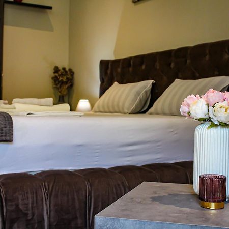 R34 Boutique Guest House Veliko Tărnovo Esterno foto