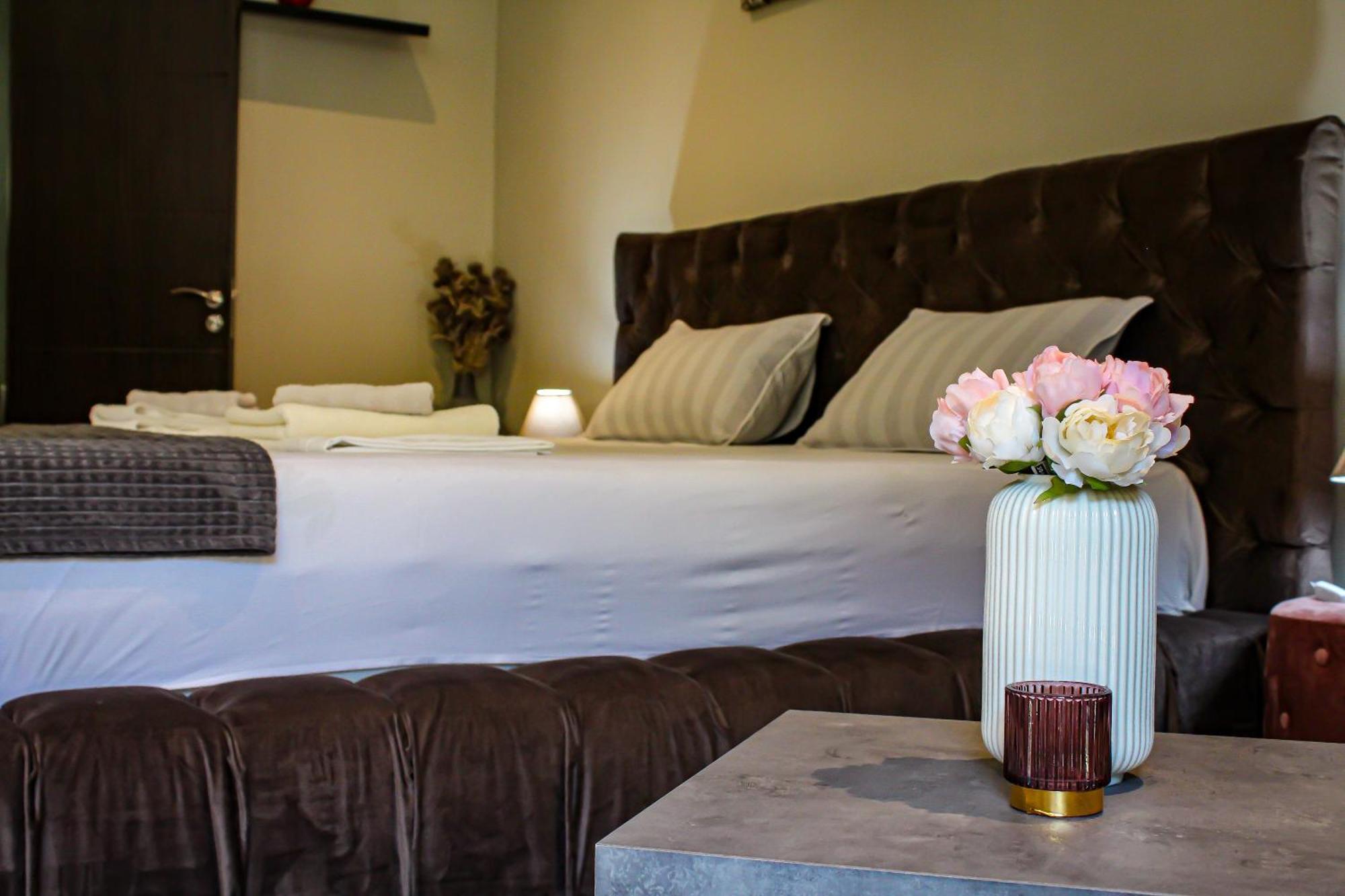 R34 Boutique Guest House Veliko Tărnovo Esterno foto