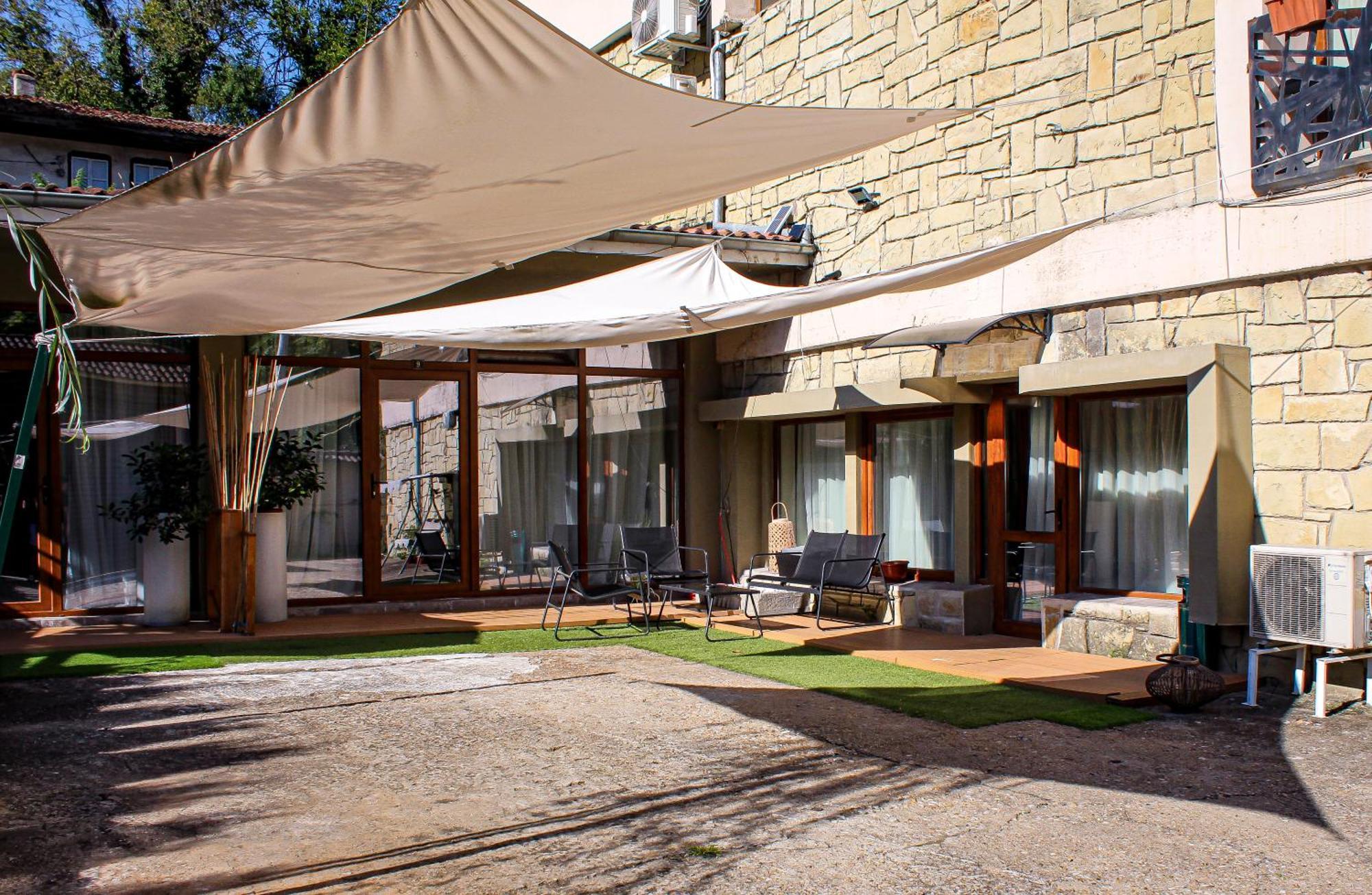 R34 Boutique Guest House Veliko Tărnovo Esterno foto
