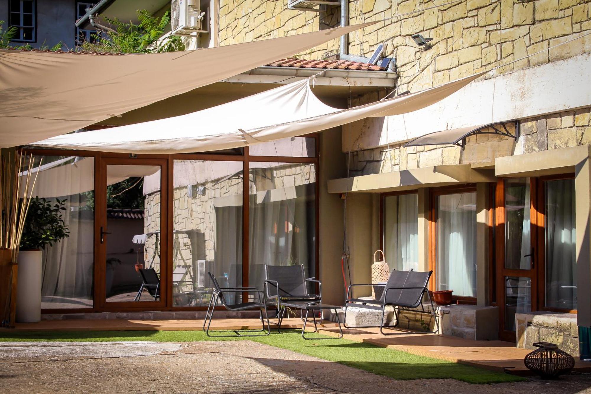 R34 Boutique Guest House Veliko Tărnovo Esterno foto