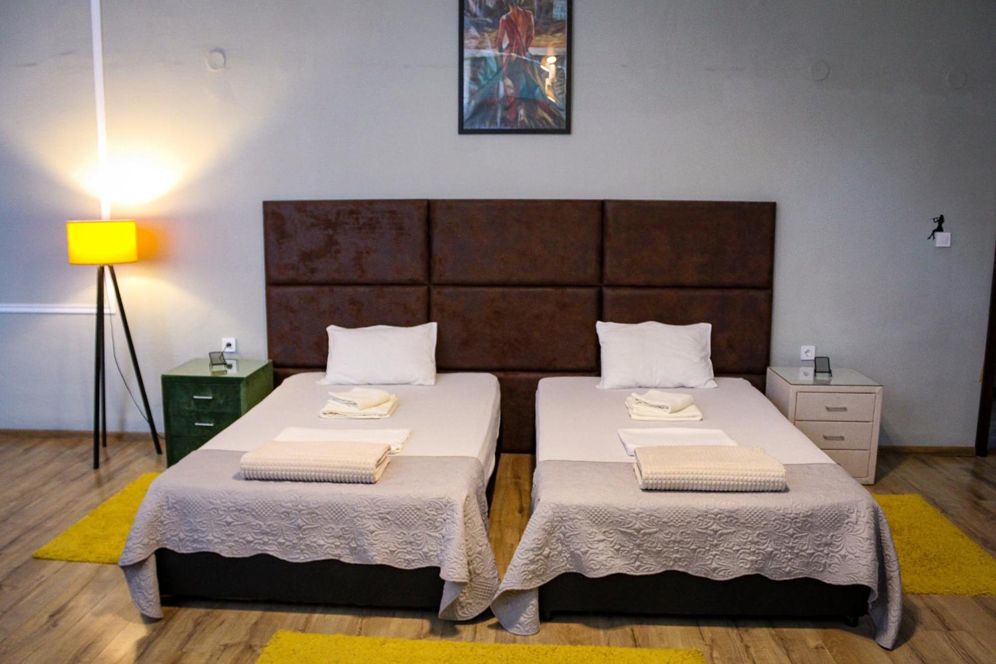 R34 Boutique Guest House Veliko Tărnovo Esterno foto